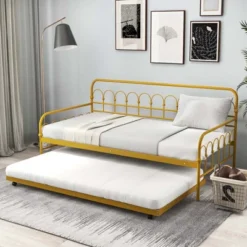 Costway Twin Size Metal Daybed With Trundle Space-Saving Sofa Bed Lockable Wheels Gold